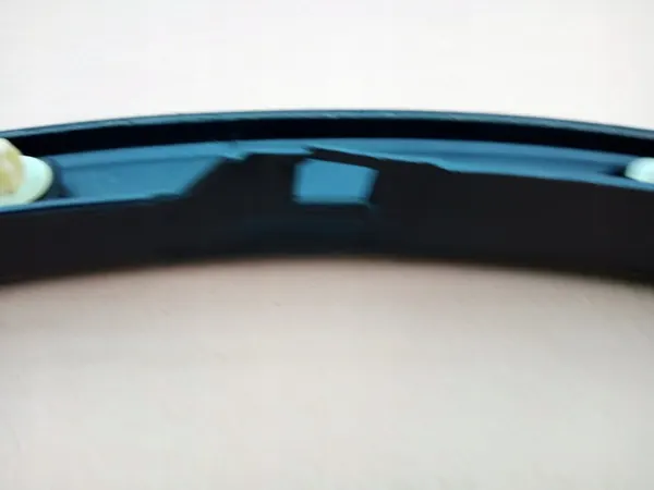 TOYOTA RAV4 Oikea Etulokasuoja 2015- image 6