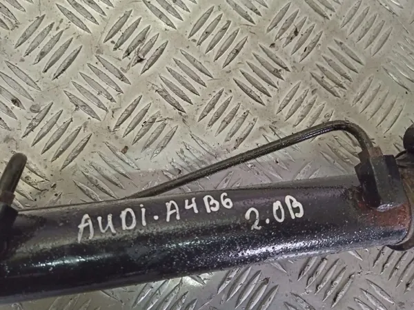 Dirección Audi A4 B6 OEM 8E1422066T - Usado image 4