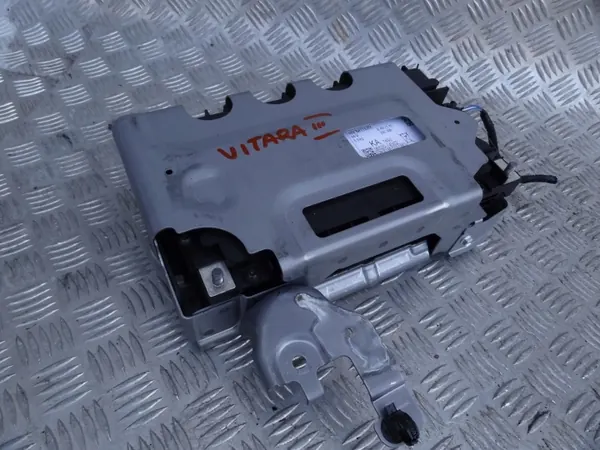 Suzuki Vitara 2022 Batteri OEM 96520-74S02 Begagnad image 2