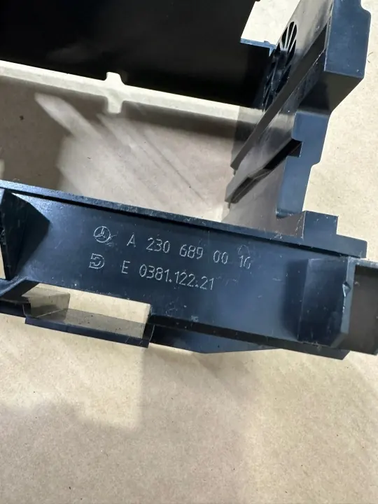 Mercedes SL R230 radiobevestiging OEM A2306890016 image 6