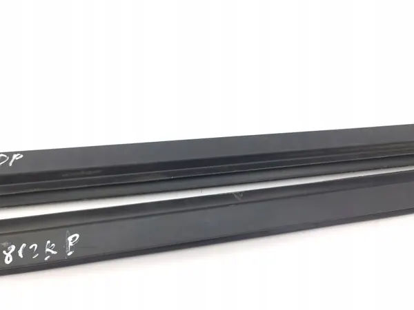 Joint de vitre porte Nissan 370Z 2013 OEM AMD187357 image 6