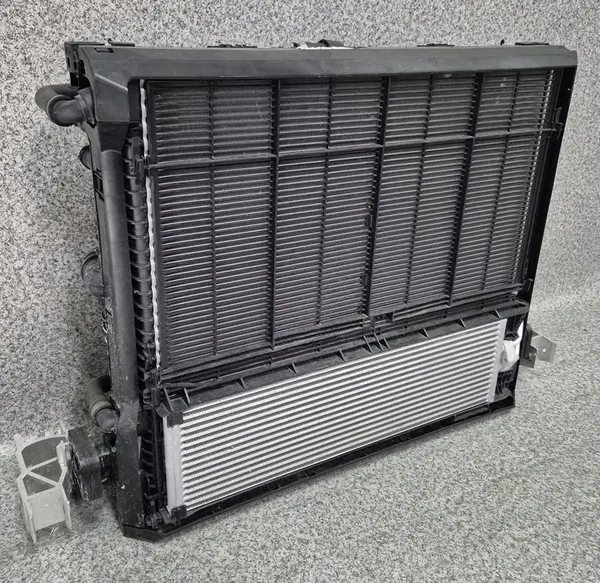 Conjunto de ventilador de radiador de agua BMW X3 G01 X4 G02 image 9