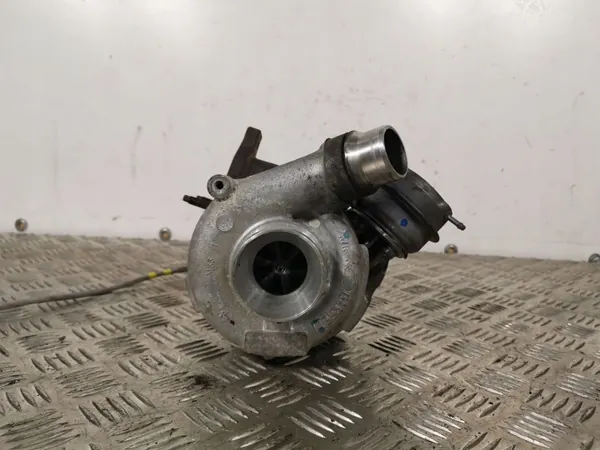 Kit de turbocompressor Nissan X-Trail T31 OEM GTA1549LV image 2