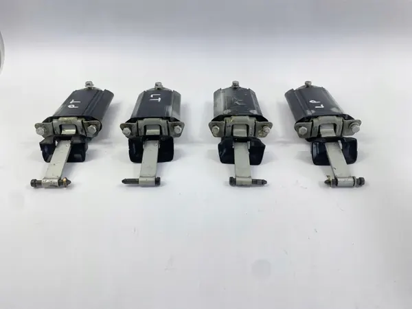 Batentes de Porta OEM 2017270430 Dianteiro/Traseiro E/D image 5