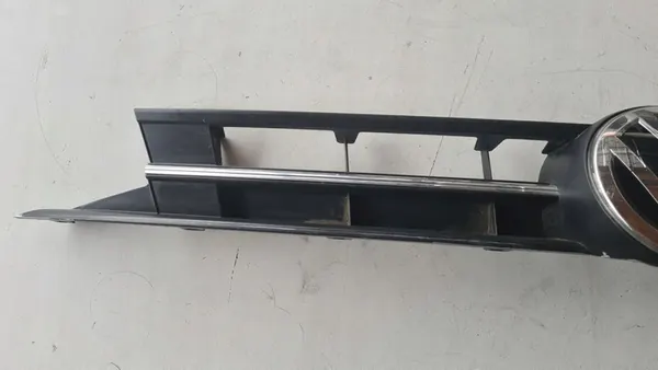 VW POLO VI 2017- Grade Frontal 2G0853651L image 3