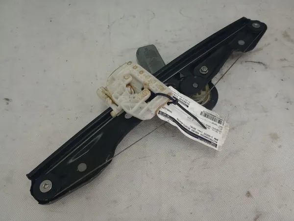 BMW F20 F21 2016 Elevador de Vidro M13970-A00 image 2