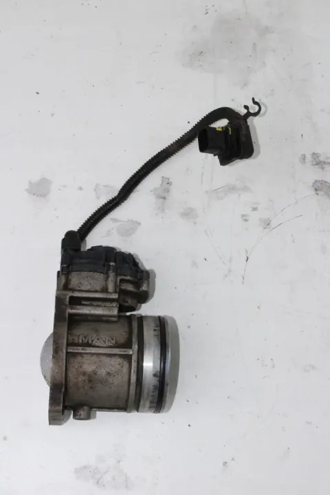 MAN Drosselklappe OEM 51094137018 - Gebraucht image 2