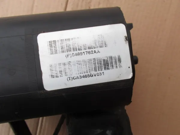 Filtro de carbón Jeep Commander I 5.7 Hemi OEM 04891762AA image 6