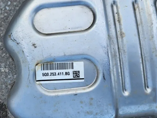 Keskusvaimennin OEM 5Q0253211 VW Golf VII 1.5 TSI:lle image 3