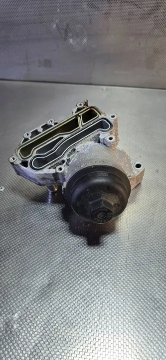 MERCEDES-BENZ A35 W177 AMG Olje Filter Fäste A2601800400 image 4