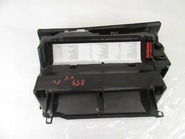 Guardaobjetos OEM 8408659 para BMW E53 X5 lado pasajero image 7