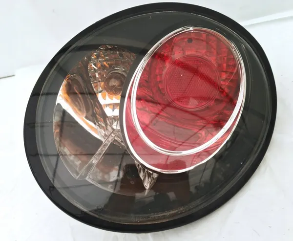 Höger baklampa Volkswagen New Beetle 98-10 image 2
