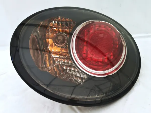 Höger baklampa Volkswagen New Beetle 98-10 image 3