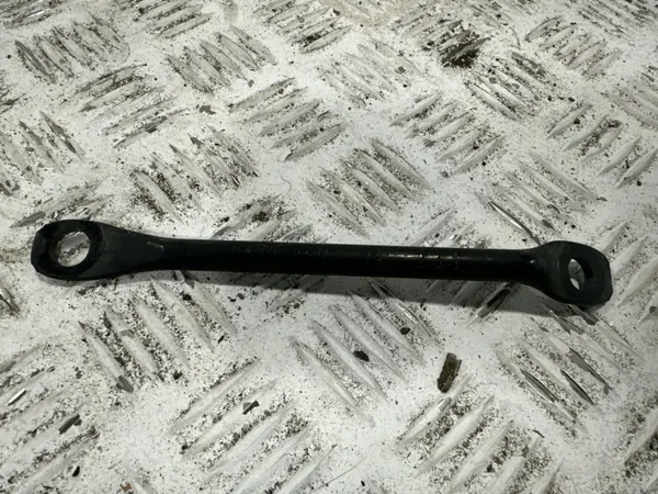 Support d'amortisseur avant Chevrolet Corvette C8 OEM 84201268 image 2