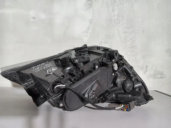 Vasen Etuvalaisin Volvo V60 S60 Xenon image 5