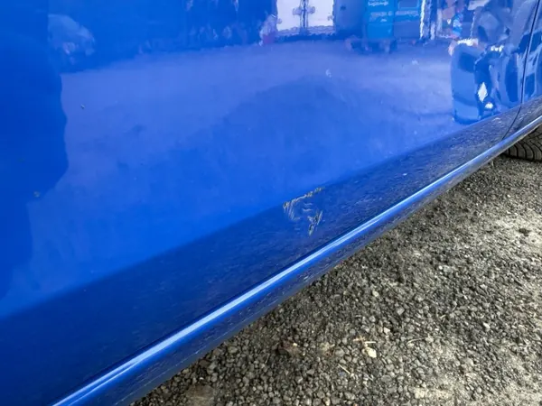 Skoda Fabia II HB Bakdörr Höger OEM 4590 image 6