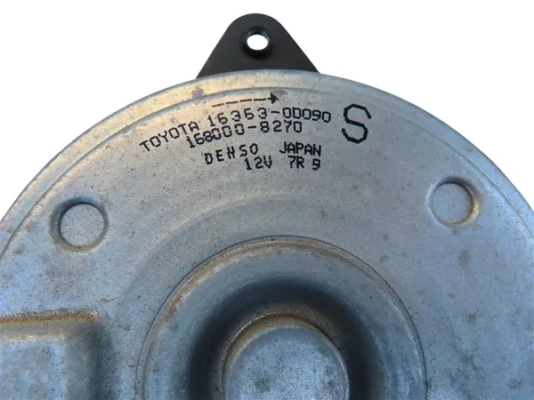 Kühlerlüftermotor Toyota Yaris III 1.0 B 2011-2020 16363-0D090 image 3