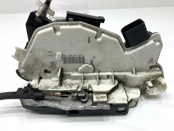 Fram Vänster Dörrlås VW CC B7 Coupé 5N1837015E 11-16 image 2