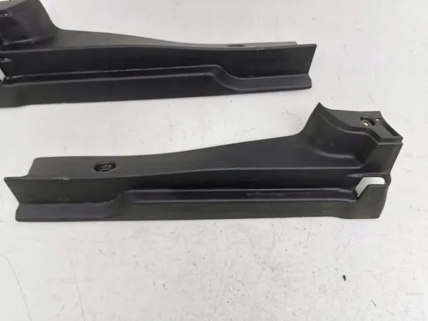 Support OEM 9808166 pour barre de toit Mini Cooper image 4