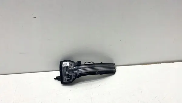 OEM A0999061802 Intermitente derecho espejo Mercedes image 2