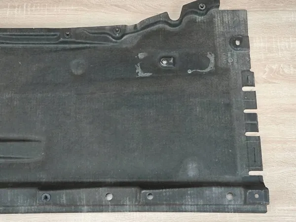 Escudo inferior esquerdo OEM 4G0825207E Audi A6 A7 image 3