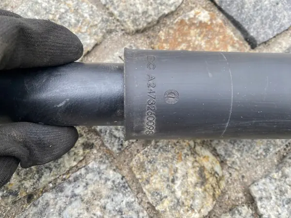 MERCEDES 247 GLB Bakre stötdämpare image 4