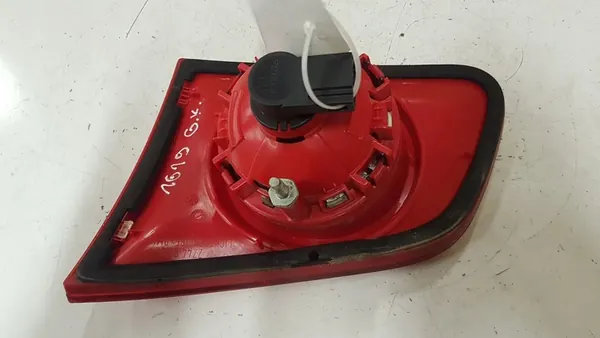 Luz trasera izquierda Volkswagen PASSAT B6 ZSB3C9945093 image 2