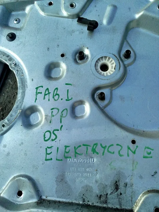 Elevador de vidro dianteiro direito para SKODA FABIA I 99-08 image 2