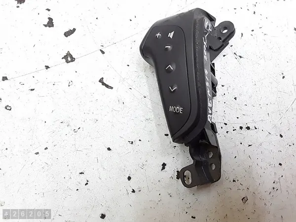 Interrupteur Toyota Avensis 2005 75b070 image 1