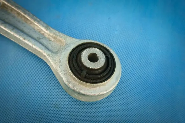 Braccio di Controllo Anteriore Destro Audi A8 S8 4H 4H0407152C image 3