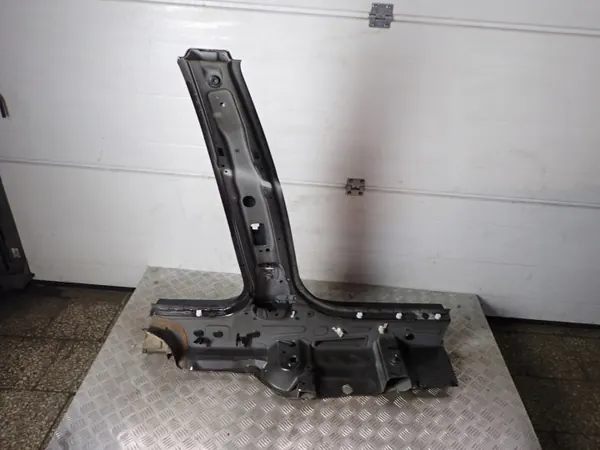 Poteau Gauche BMW 118i F20 Post-Lifting OEM 668 11372 image 5