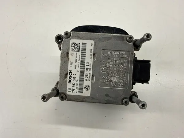 Radar ACC VW Touareg OEM 7P6907561C - Usado image 5
