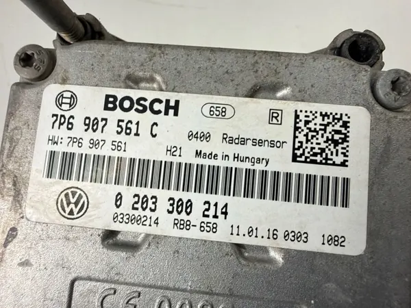 Radar ACC VW Touareg OEM 7P6907561C - Usado image 8