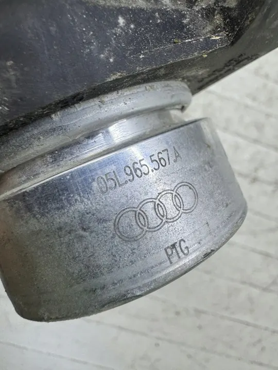 Vattenpump AUDI A6 C8 4K 2.0 TDI 05L965567A image 4