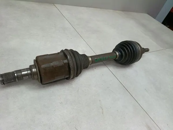 OEM półoś l.p Wk2 3.0 vasen etuakseli Jeep Grand Cherokee image 3