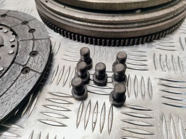 Conjunto de embreagem Peugeot 4008 2013 image 7