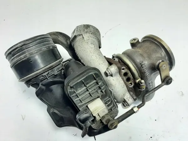 Turbo SKODA Octavia III 1.0L 85kW 2017 image 3