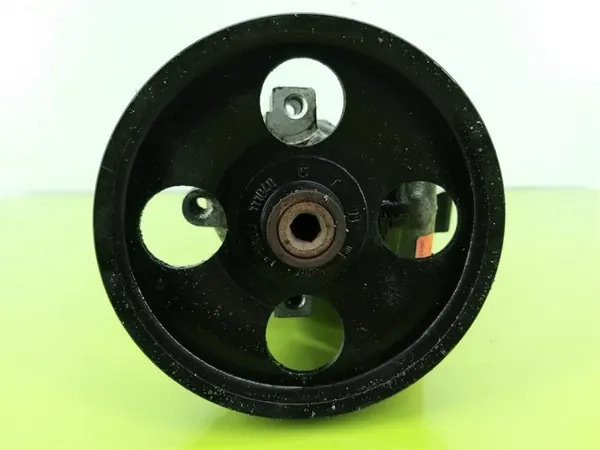 Pompe de direction Volvo V40 OEM 26083376 1995-2004 image 4