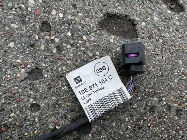Harness sensor aparcamiento OEM 10E971104C Cupra Born image 9