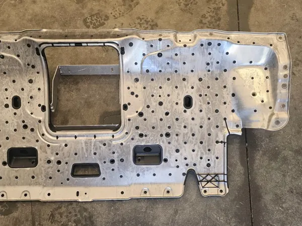Mercedes S550 W222 Kofferraumtrennwand OEM A2226400200 image 3