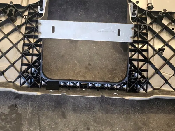 Mercedes S550 W222 Kofferraumtrennwand OEM A2226400200 image 9