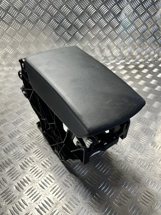 SEAT OEM VW29656 Leren Armsteun voor Leon IV 20- HB image 2