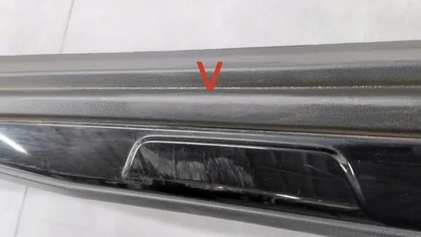 Baguette de seuil gauche OEM A1566980754 Mercedes GLA image 5