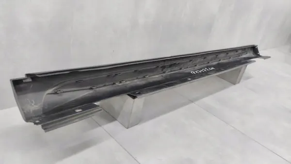 Baguette de seuil gauche OEM A1566980754 Mercedes GLA image 8