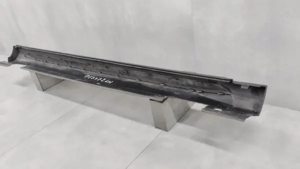 Baguette de seuil gauche OEM A1566980754 Mercedes GLA image 9