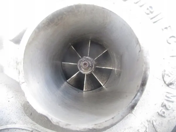 Turbocharger Rechts Land Rover Discovery IV 3.0 D Biturbo image 5