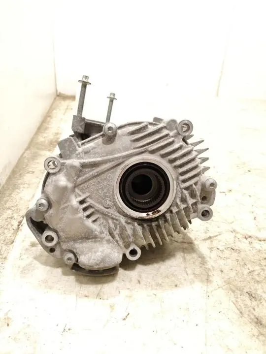 Porsche Macan 2016 Reduzierer OEM 95B341010A image 4