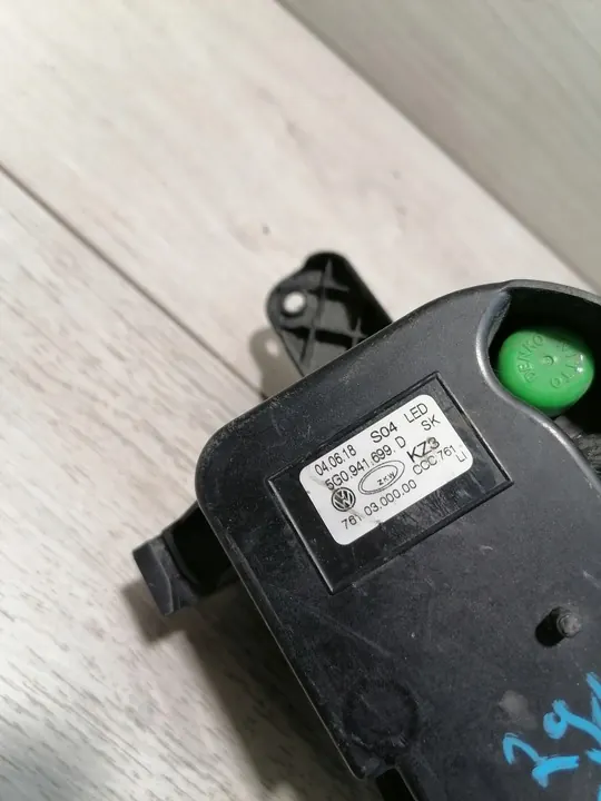 GOLF VII GTI HALÓGENO LED ESQUERDO FRENTE 5G0941699D image 7