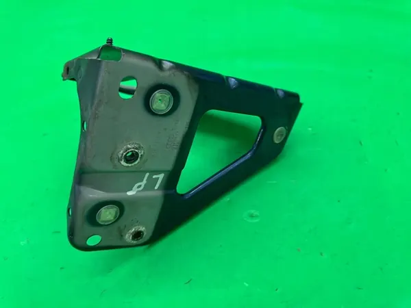 Suporte de para-lama dianteiro esquerdo Audi A6 C6 4F0821135 image 3