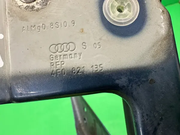 Suporte de para-lama dianteiro esquerdo Audi A6 C6 4F0821135 image 7